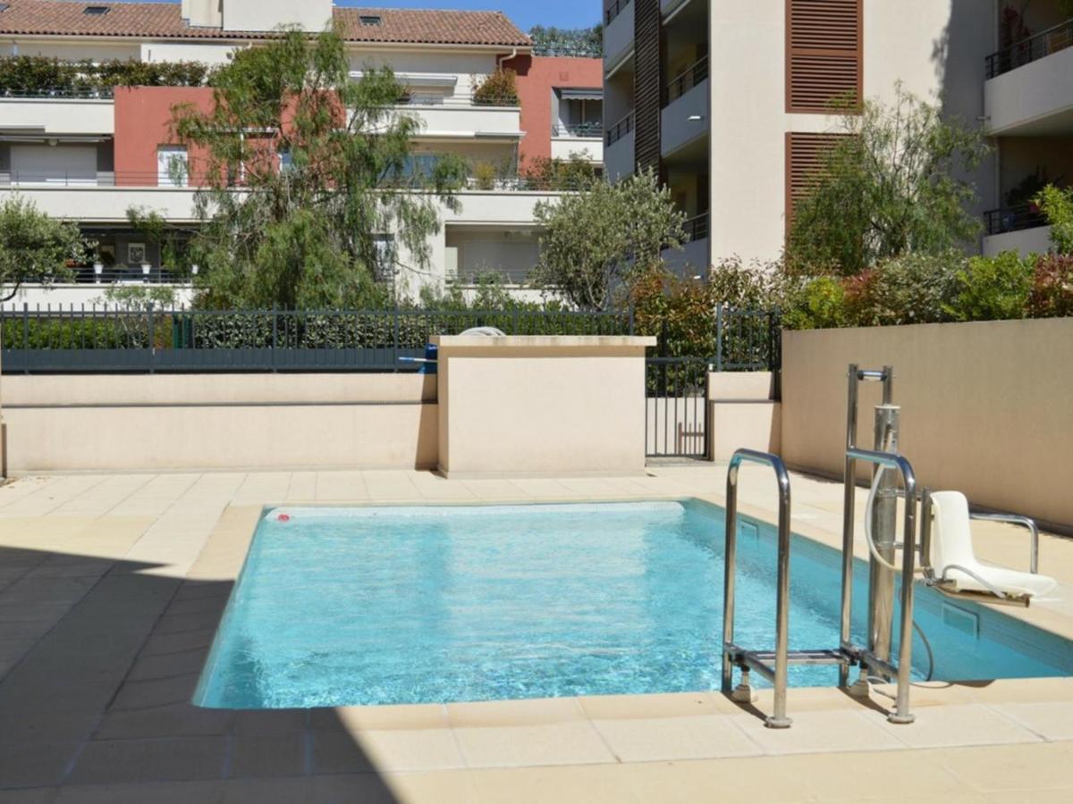 Spacieux 3 Pieces Avec Terrasse, Piscine Et Garage, A 2 Pas De La Plage - Saint Raphael - Fr-1-226A-274 Zewnętrze zdjęcie
