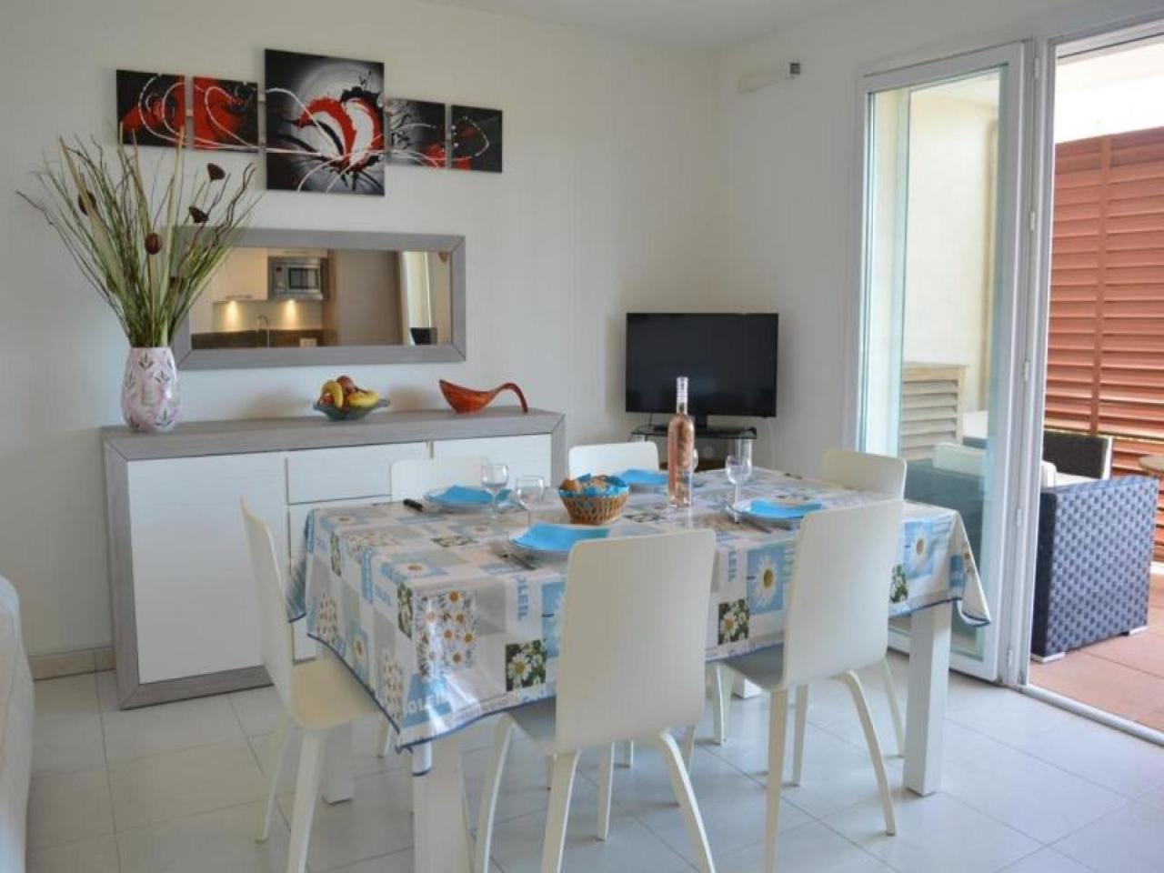 Spacieux 3 Pieces Avec Terrasse, Piscine Et Garage, A 2 Pas De La Plage - Saint Raphael - Fr-1-226A-274 Zewnętrze zdjęcie